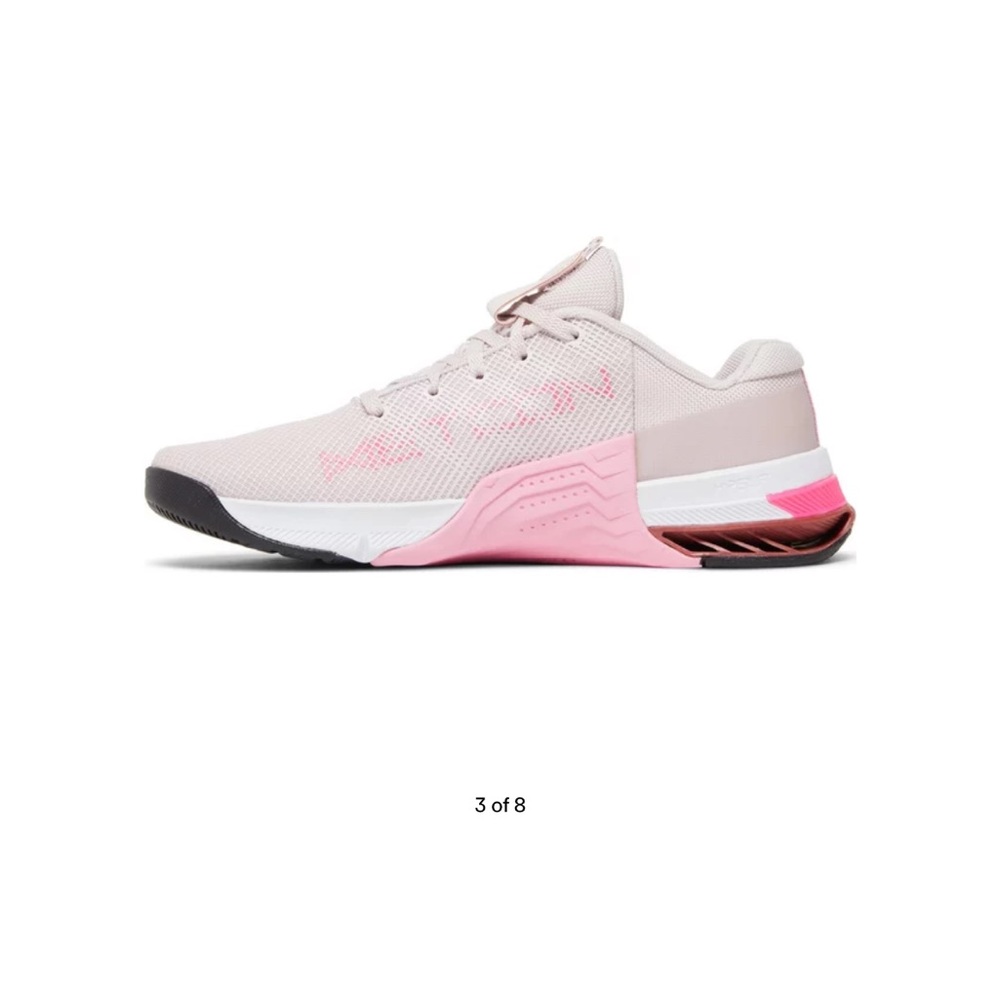 Nike Metcon 8 Training Shoes - Light Pink
